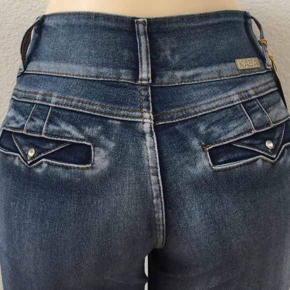 MEDIUM WASH JEANS - Picture 2 of 2